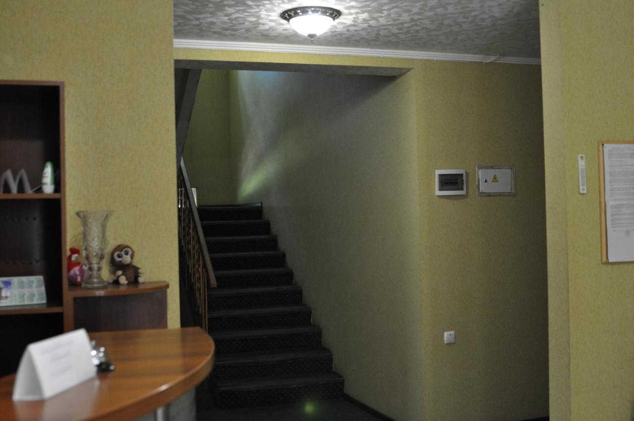 Hotel Dubrava Połtawa Zewnętrze zdjęcie