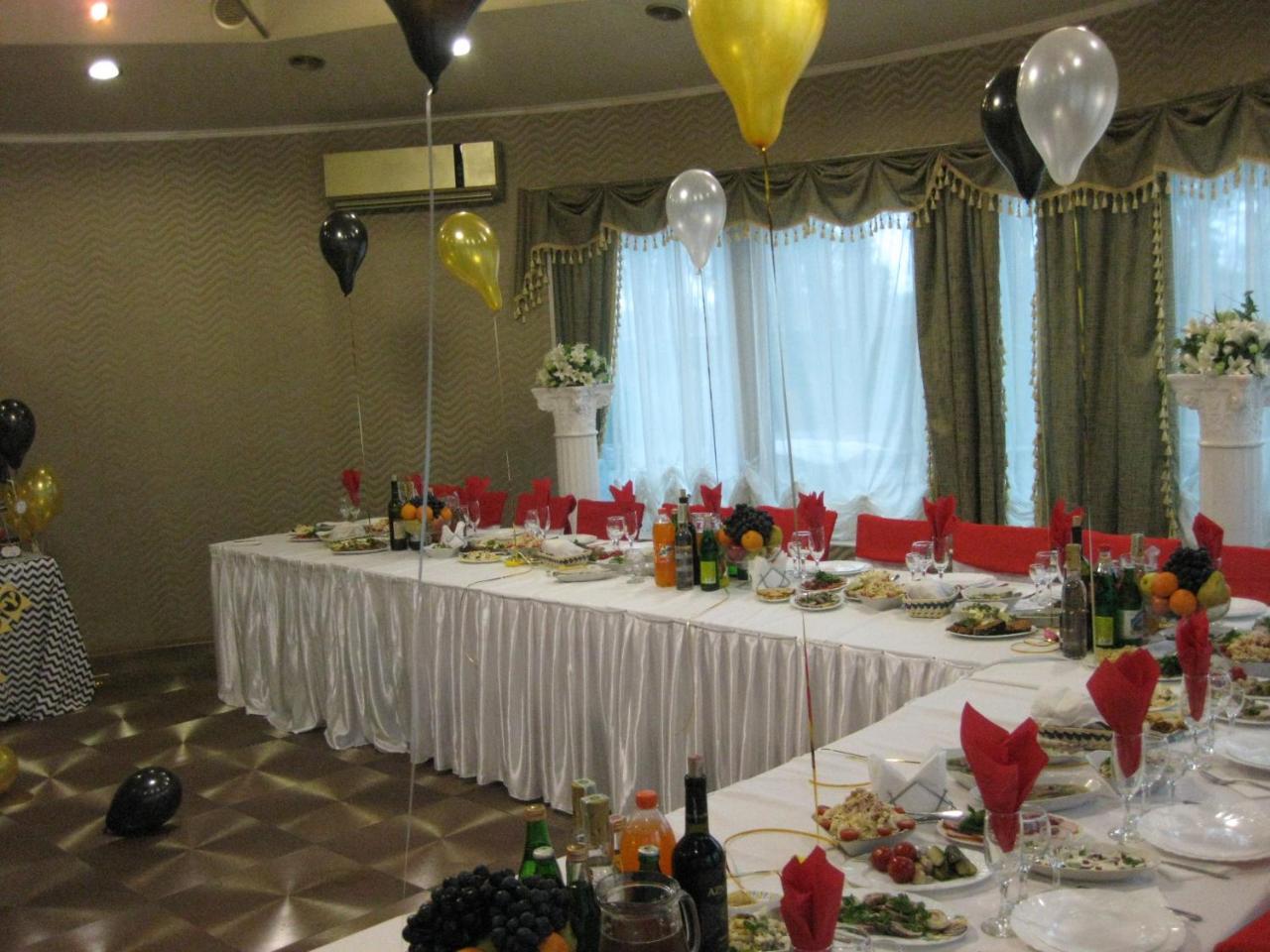 Hotel Dubrava Połtawa Zewnętrze zdjęcie