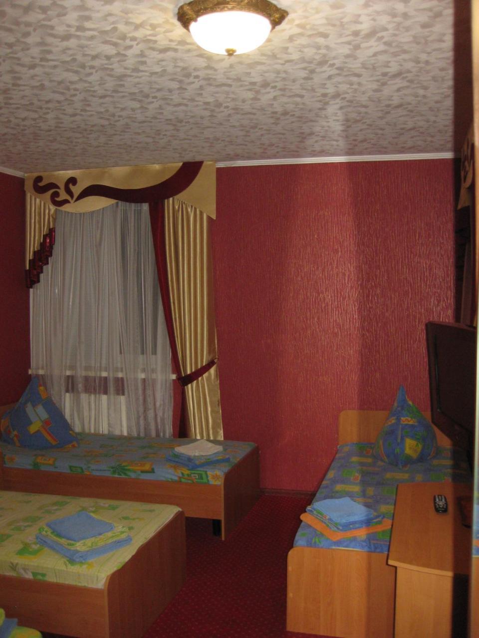 Hotel Dubrava Połtawa Zewnętrze zdjęcie