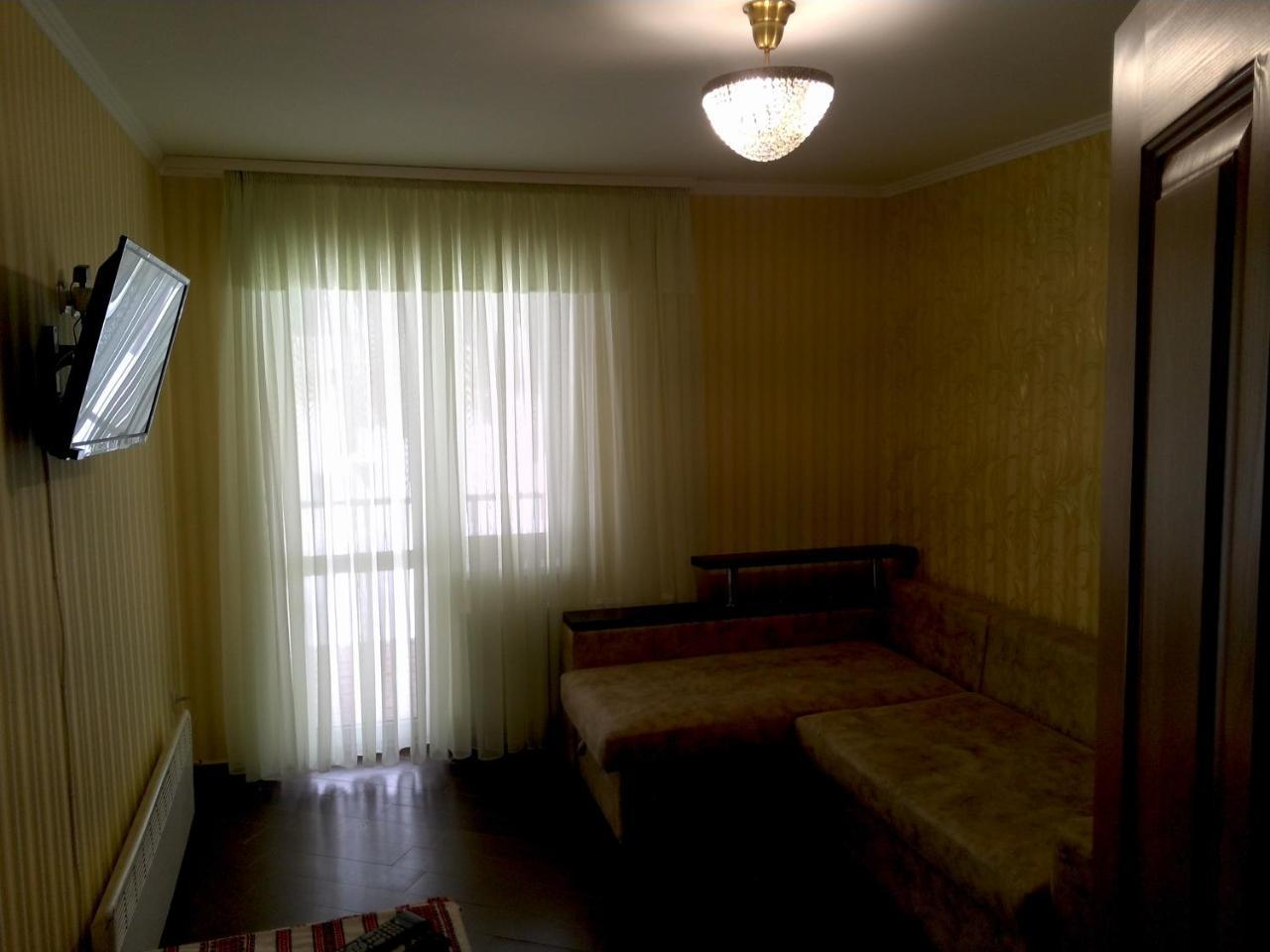 Hotel Dubrava Połtawa Zewnętrze zdjęcie